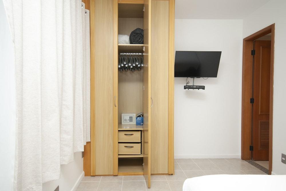 Apart-hotel Anna Ipanema By Arena 3*